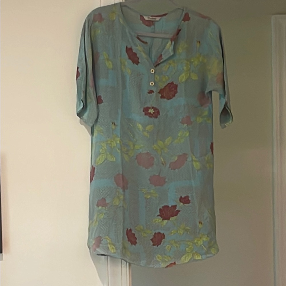 Tucker Green 3/4 Sleeve Buttoned Polo Tunic